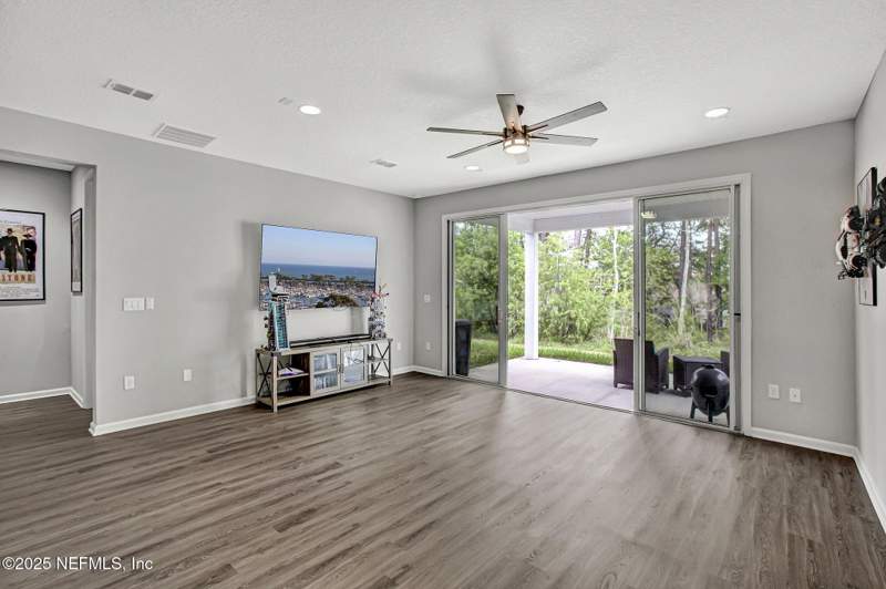 3 bedroom Single Family Residence at 1860 Cogdill, Laurel Oaks, Middleburg — photo 5