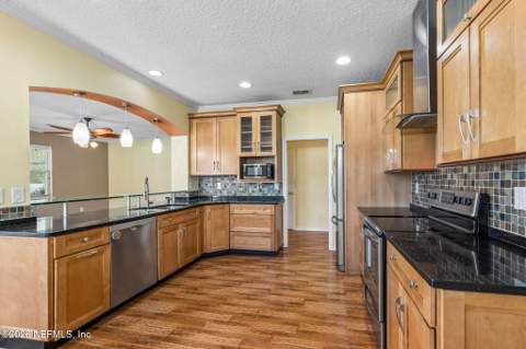 447 Hearthside Court, Orange Park FL - photo 23 of 92