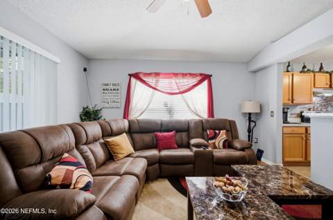 1663 E Jayhawk Lane, Jacksonville FL - photo 13 of 26