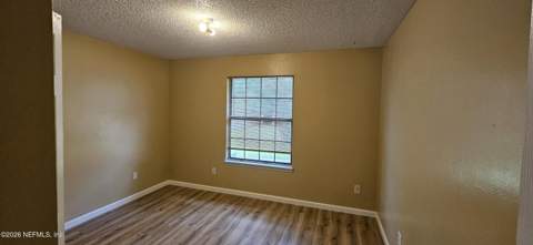 8280 Rocky Creek Drive, Jacksonville FL - photo 8 of 14