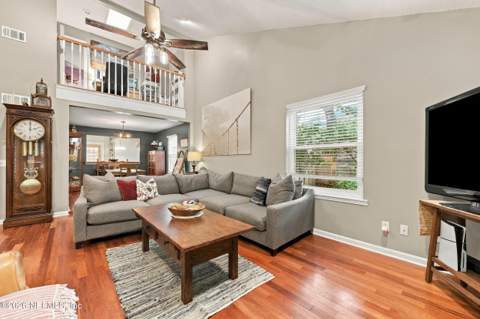 5248 Tilting Oaks Court, Jacksonville FL - photo 8 of 35