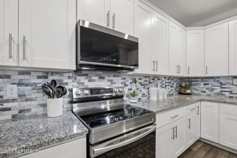 1459 Lake Foxmeadow Road, Middleburg FL - photo 22 of 99