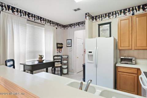 7543 Scarlet Ibis Lane, Jacksonville FL - photo 9 of 40