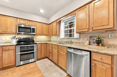 1770 Providence Hollow Lane, Jacksonville FL - photo 20 of 53