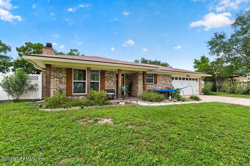 3 bedroom Single Family Residence at 8957 Winrock Drive, Grove Park, Jacksonville — photo 4