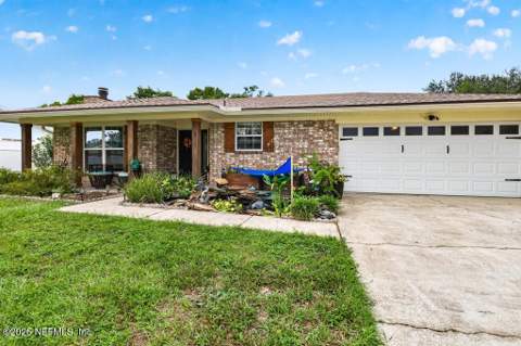 8957 Winrock Drive, Jacksonville FL - photo 7 of 114