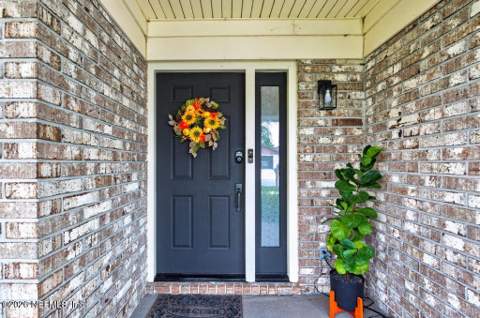 8957 Winrock Drive, Jacksonville FL - photo 13 of 114