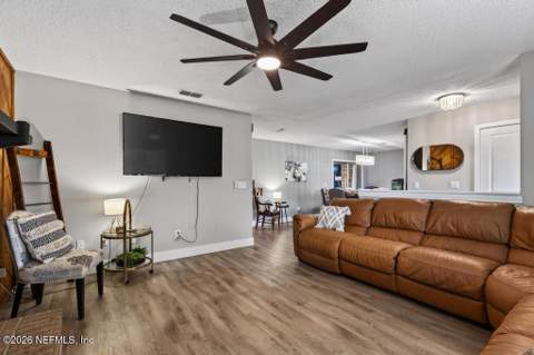8957 Winrock Drive, Jacksonville FL - photo 19 of 114