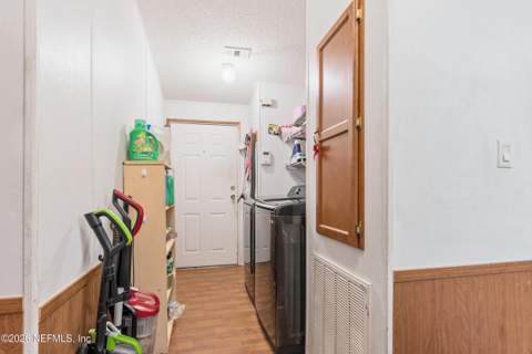 10052 Alvin Court, Jacksonville FL - photo 22 of 27