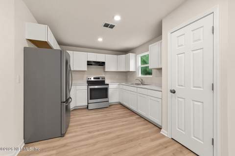 1751 44th Street, Jacksonville FL - photo 7 of 18