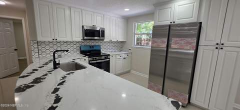 5200 Brentview Terrace, Jacksonville FL - photo 12 of 59