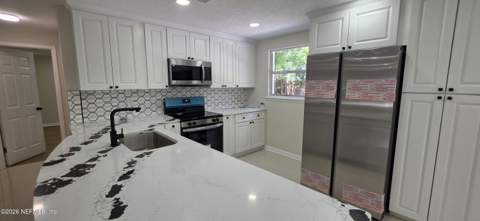 5200 Brentview Terrace, Jacksonville FL - photo 13 of 59