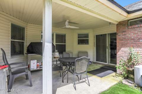 3402 Natalie Drive, Jacksonville FL - photo 9 of 30