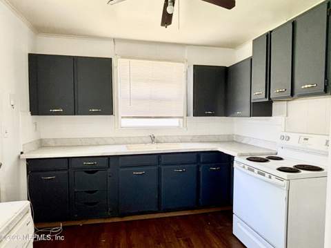 1010 4th Street, Jacksonville Beach FL - photo 14 of 39