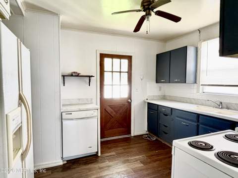 1010 4th Street, Jacksonville Beach FL - photo 13 of 39