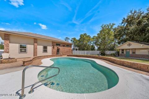 1147 Pebble Ridge Drive, Jacksonville FL - photo 18 of 42