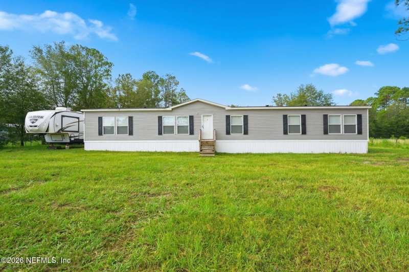 4 bedroom Mobile Home at 3448 Driver Lane, Metes & Bounds, Middleburg — photo 1