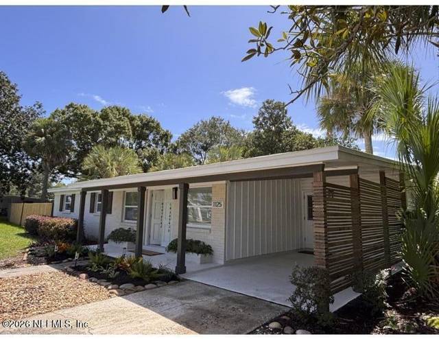 1125 OCEANWOOD Drive