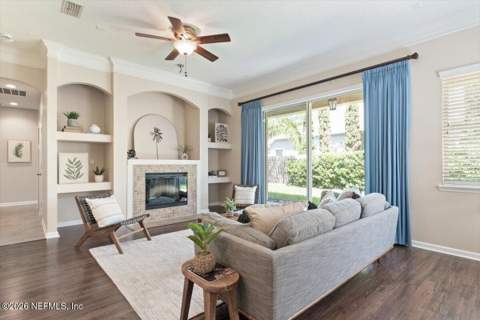 13849 Jeremiah Road, Jacksonville FL - photo 9 of 42