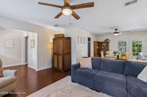 12977 Silver Oak Drive, Jacksonville FL - photo 22 of 46