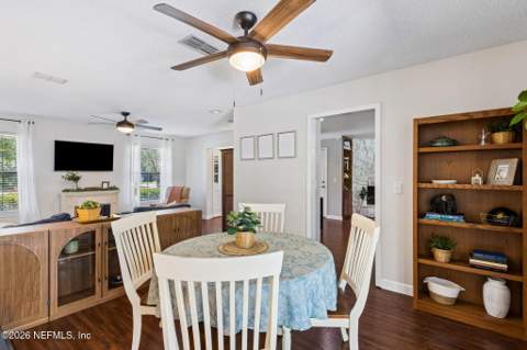 12977 Silver Oak Drive, Jacksonville FL - photo 6 of 46