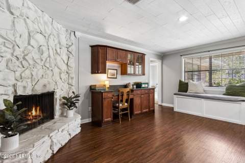 12977 Silver Oak Drive, Jacksonville FL - photo 11 of 46