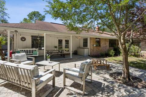 12977 Silver Oak Drive, Jacksonville FL - photo 21 of 46