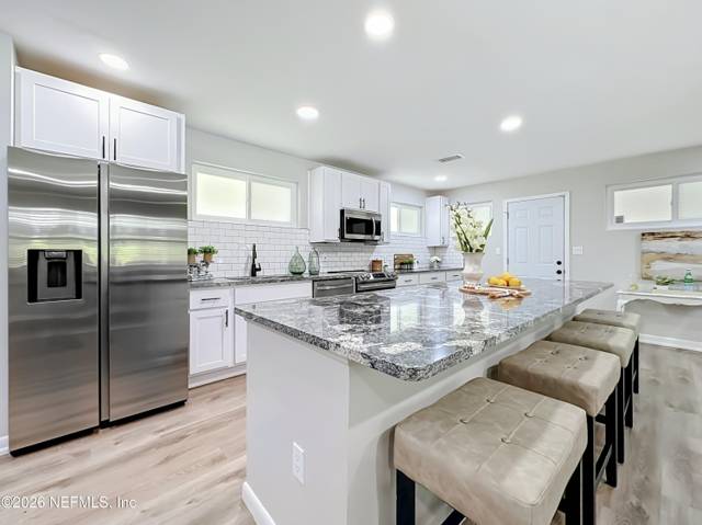 7214 POINCIANA Avenue