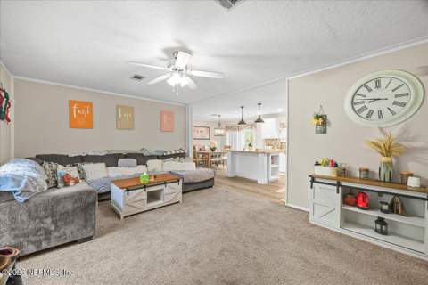 676 S County Road 315, Interlachen FL - photo 9 of 37
