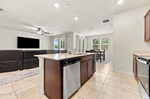 14616 Spring Light Circle, Jacksonville FL - photo 14 of 46