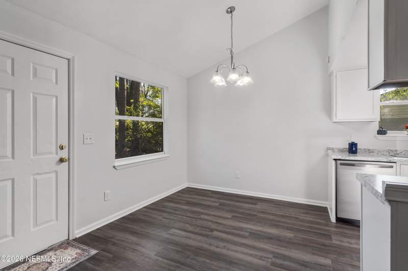 3 bedroom Single Family Residence at 2698 N Pinewood Boulevard, Greenwood Estates, Middleburg — photo 4