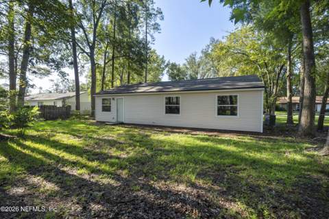 2698 N Pinewood Boulevard, Middleburg FL - photo 19 of 24