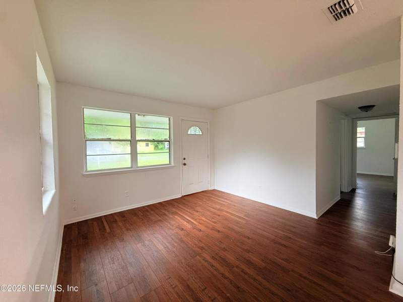 4 bedroom Single Family Residence at 9130 Spottswood Road, Sherwood Forest, Jacksonville — photo 3