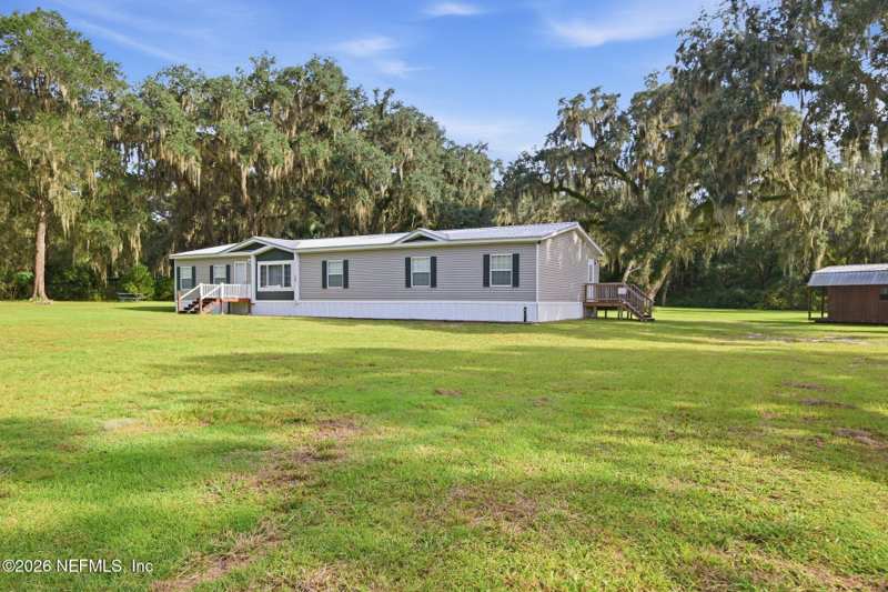4 bedroom Manufactured Home at 149 Ranch Road, Metes & Bounds, East Palatka — photo 1