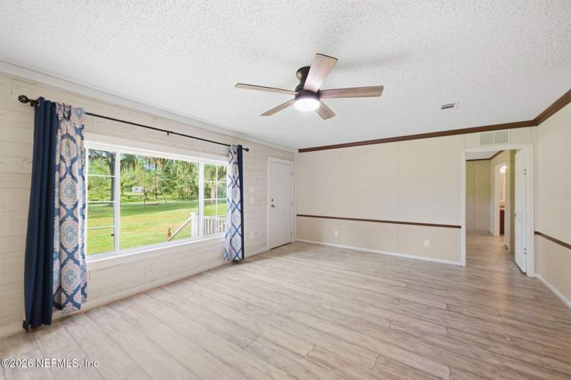 4 bedroom Manufactured Home at 149 Ranch Road, Metes & Bounds, East Palatka — photo 4