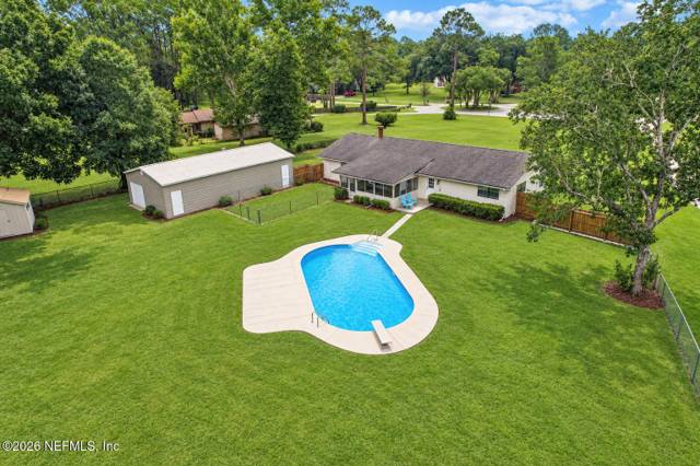 1184 SURREY Glen