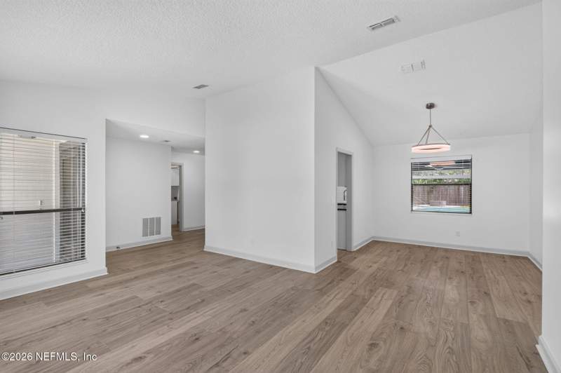 4 bedroom Single Family Residence at 12407 Valpariso Trail, The Wilderness, Jacksonville — photo 4