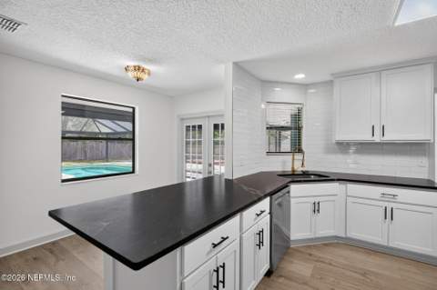 12407 Valpariso Trail, Jacksonville FL - photo 10 of 74