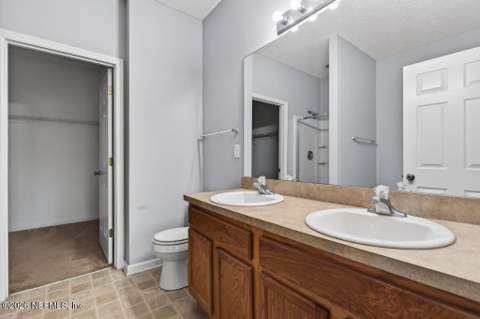 12301 Kernan Forest Boulevard #302, Jacksonville FL - photo 14 of 33