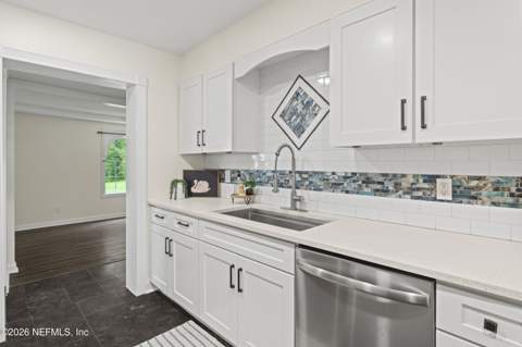 2034 Monteau Drive, Jacksonville FL - photo 15 of 51