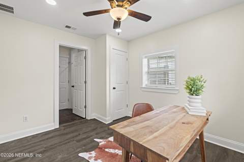 2034 Monteau Drive, Jacksonville FL - photo 23 of 51