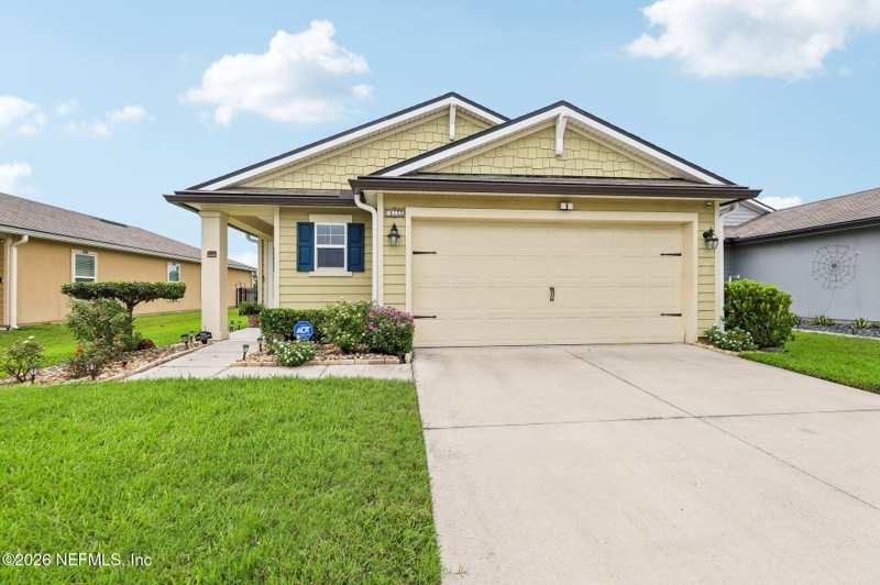 3 bedroom Single Family Residence at 8153 Meadow Walk Lane, Pine Terrace At The Meadows, Jacksonville — photo 1