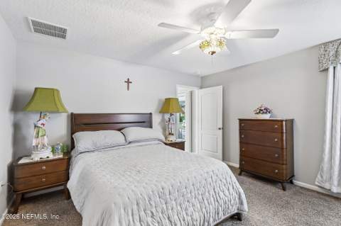 8153 Meadow Walk Lane, Jacksonville FL - photo 19 of 37