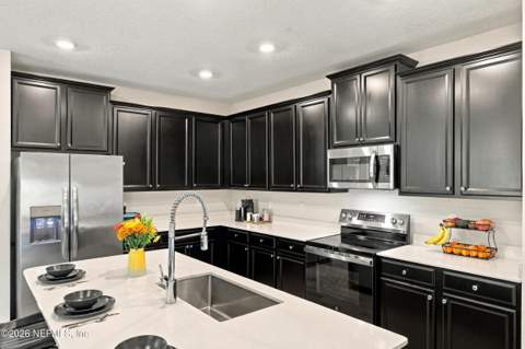 9623 Lemon Grass Lane, Jacksonville FL - photo 11 of 40
