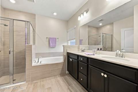 9623 Lemon Grass Lane, Jacksonville FL - photo 16 of 40