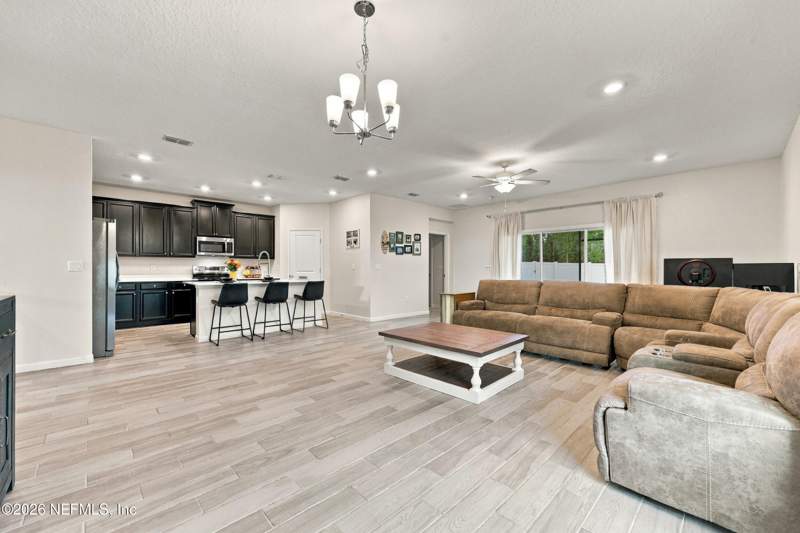 4 bedroom Single Family Residence at 9623 Lemon Grass Lane, Highland Chase, Jacksonville — photo 4
