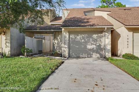 10057 N Romaine Circle #2, home for sale in Jacksonville 32225