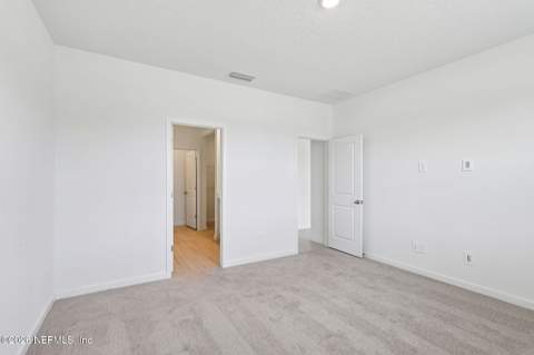 7313 Everett Forest Drive, Jacksonville FL - photo 24 of 27