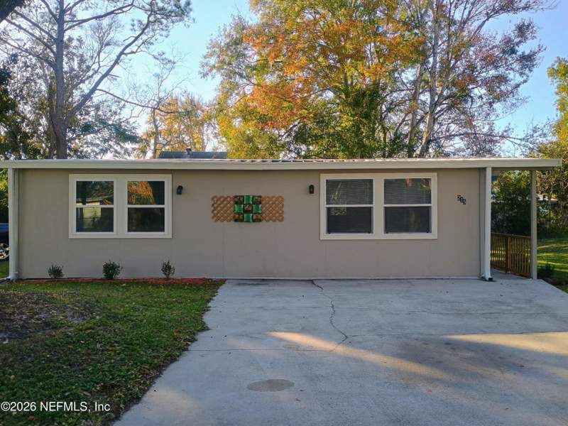 2 bedroom Mobile Home at 215 Pine Tree Trail, Lake Crescent Estates, Crescent City — photo 3
