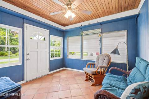 5372 Colonial Avenue, Jacksonville FL - photo 6 of 32